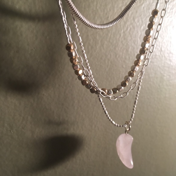 Universal Thread Jewelry - Pink Quartz Moon Universal Threads necklace NWT